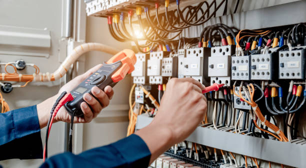 Best Circuit Breaker Repair  in Falls City, NE